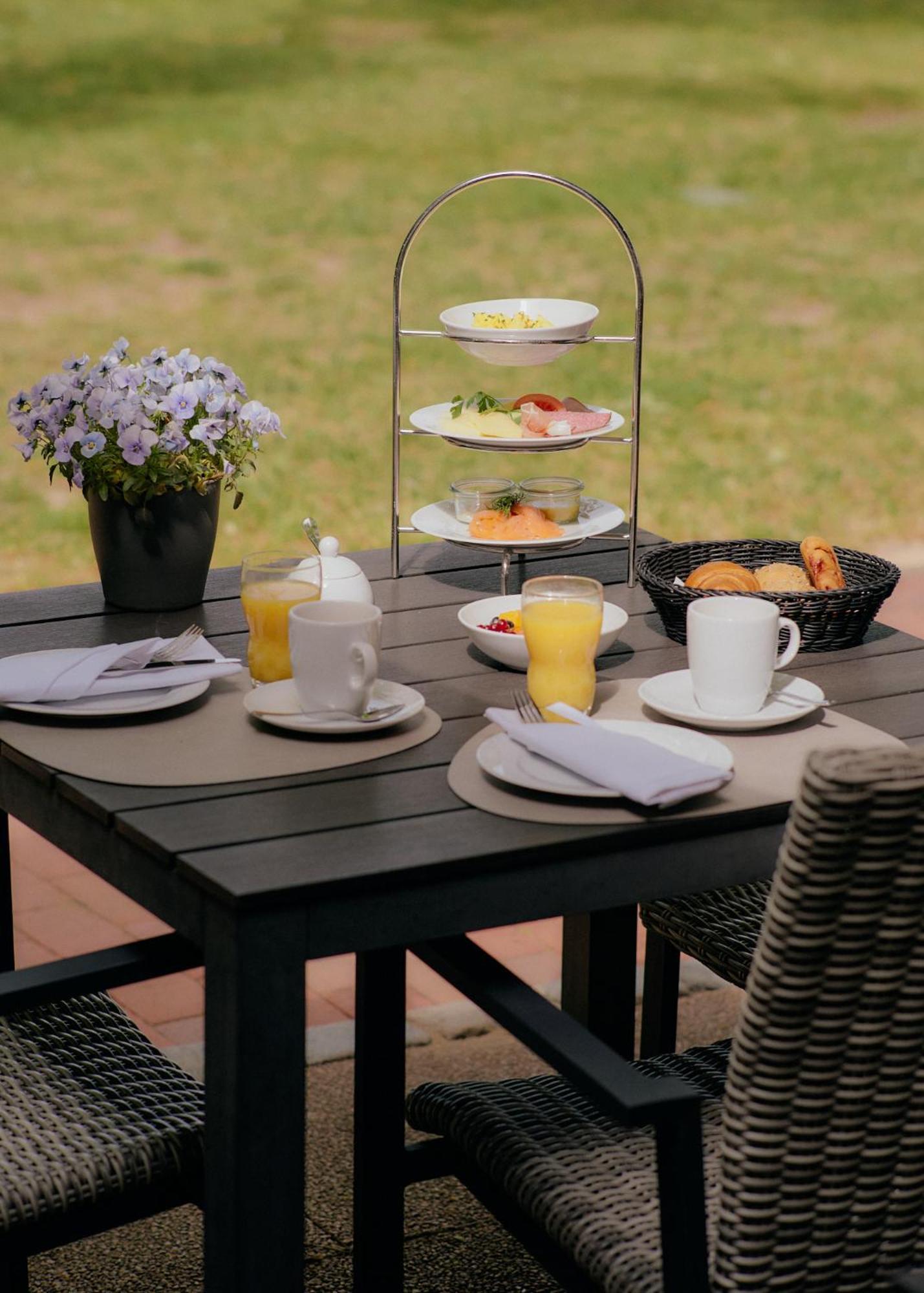 Aparthotel Am Golfclub Treudelberg Amburgo Esterno foto