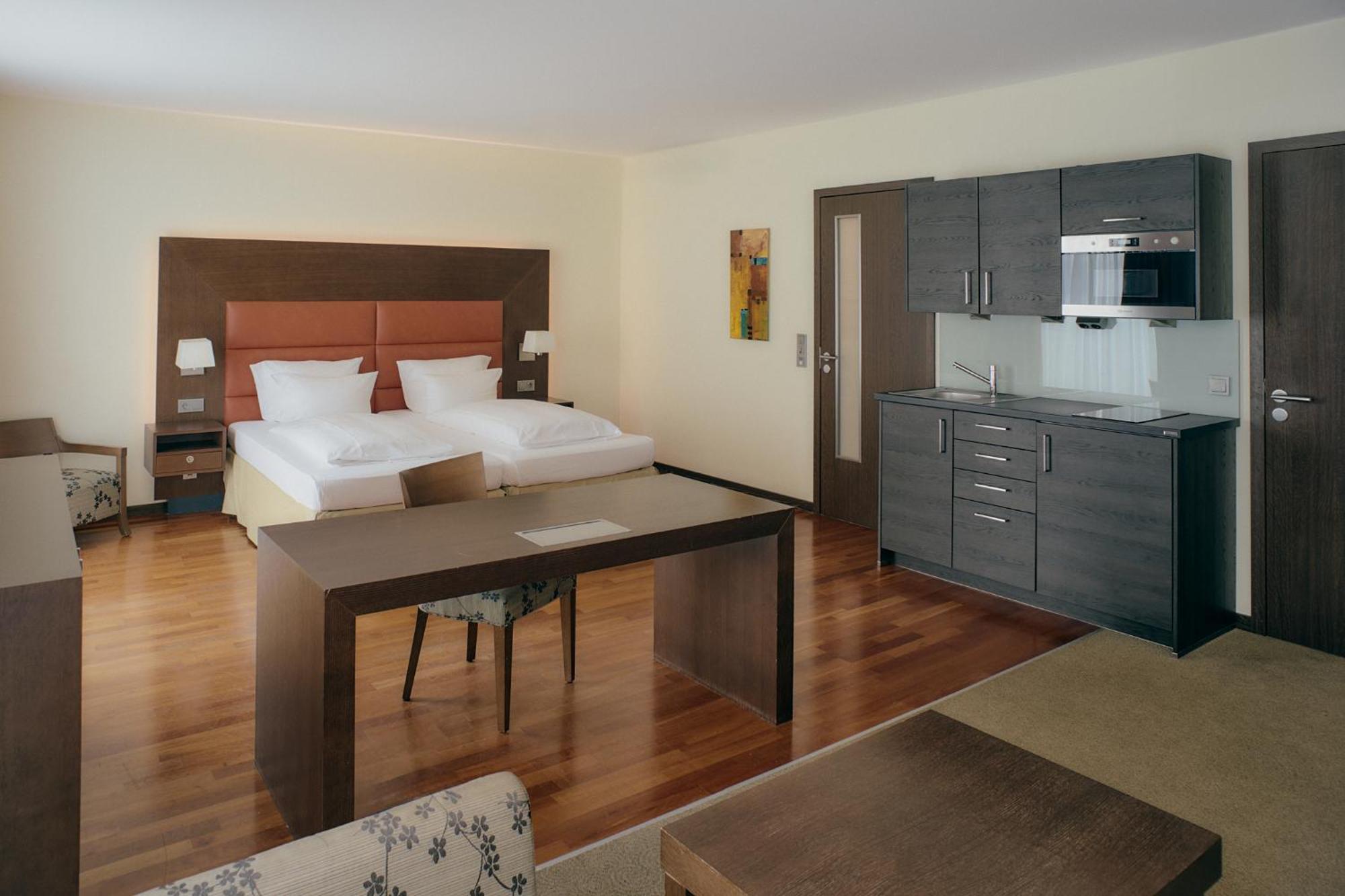 Aparthotel Am Golfclub Treudelberg Amburgo Esterno foto