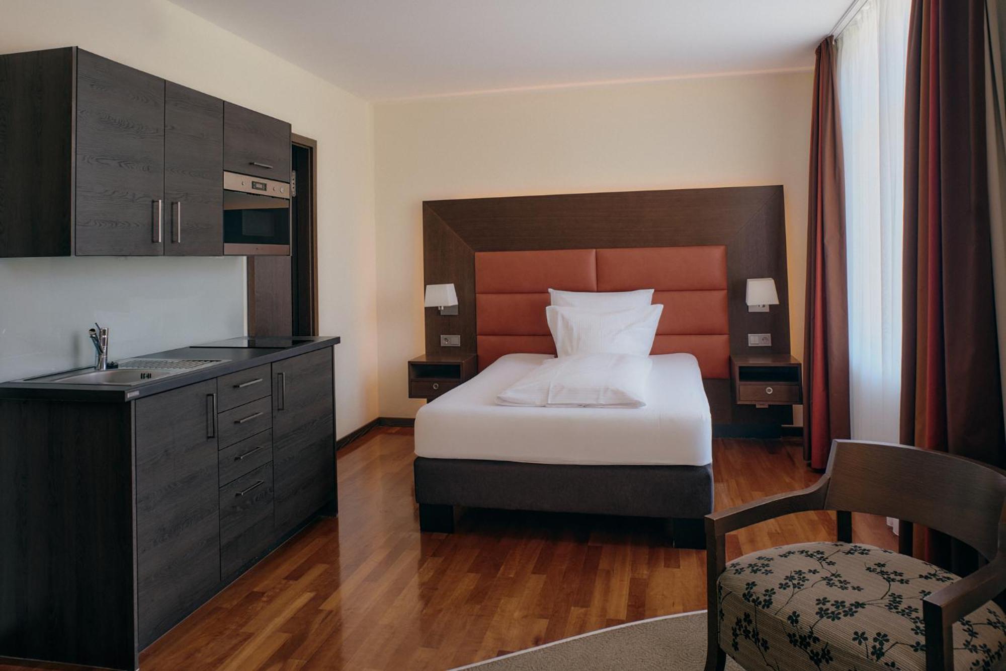 Aparthotel Am Golfclub Treudelberg Amburgo Esterno foto