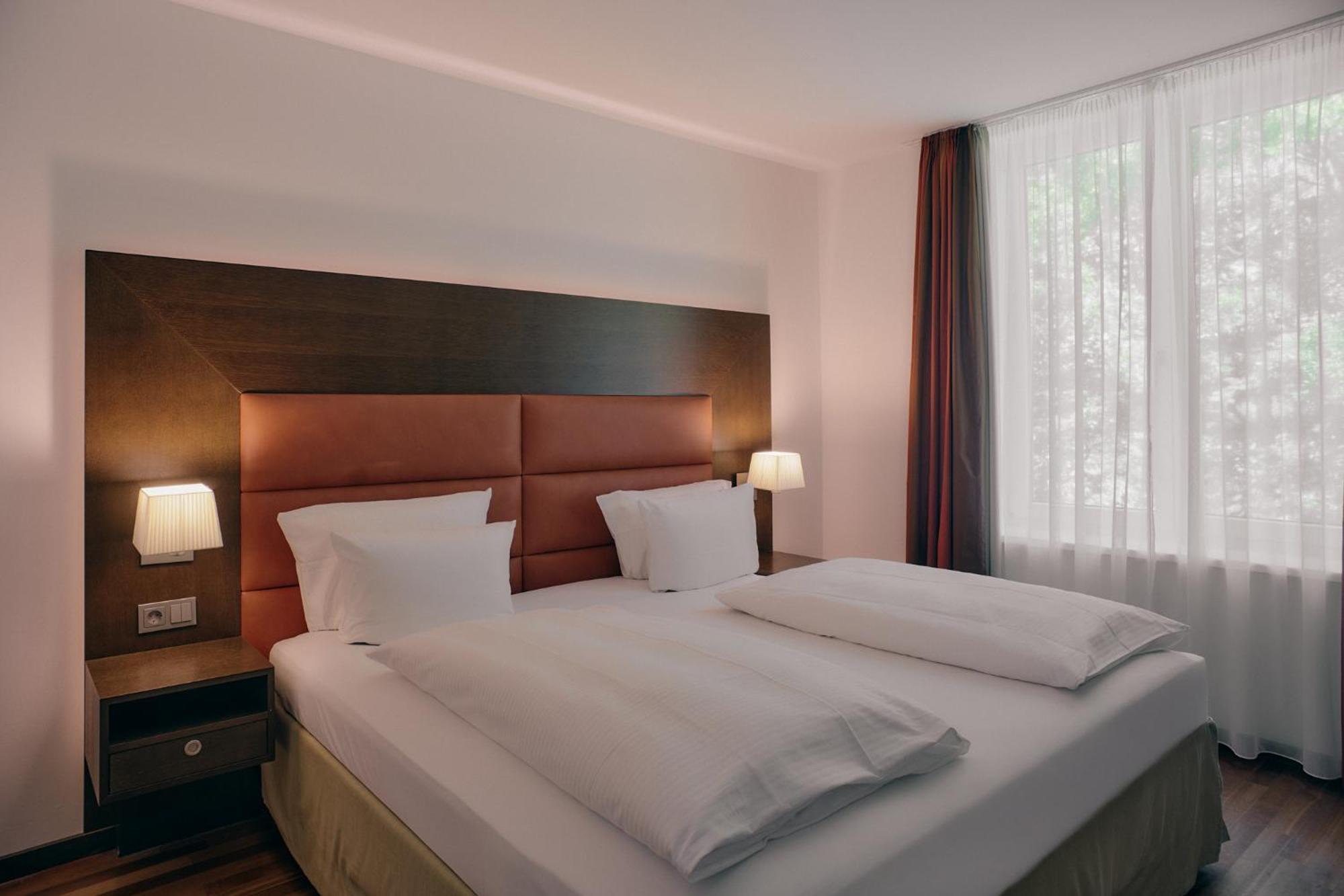 Aparthotel Am Golfclub Treudelberg Amburgo Esterno foto