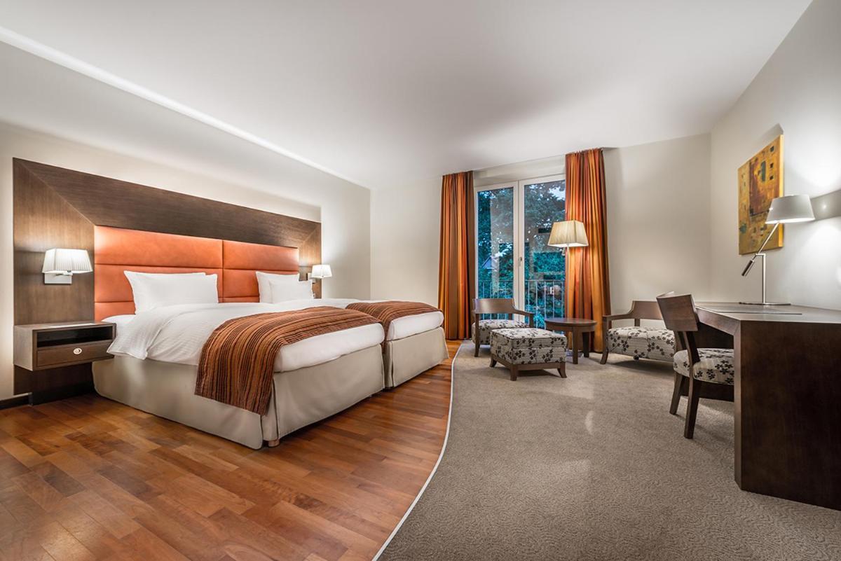 Aparthotel Am Golfclub Treudelberg Amburgo Esterno foto