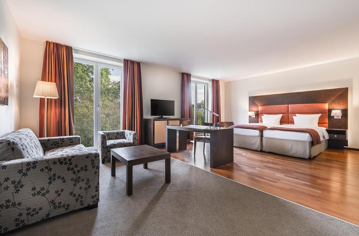 Aparthotel Am Golfclub Treudelberg Amburgo Esterno foto
